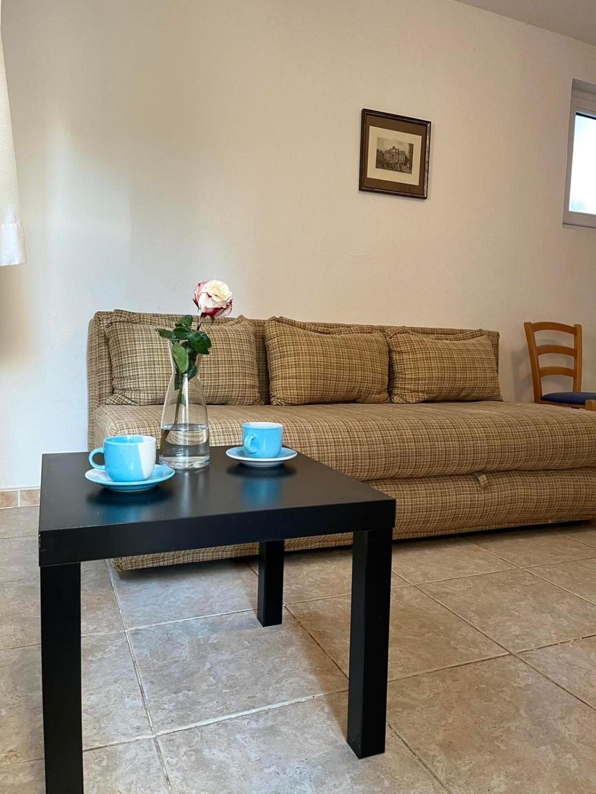 Apartments And Room Mv Petrovac na moru Exterior foto